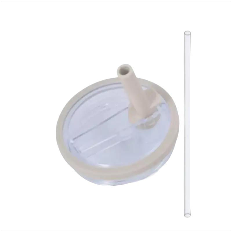 Clear plastic lid with a straw hole and accompanying straw.